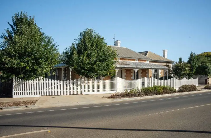 Strathalbyn House x Seasons by Bec WEB&SOCIAL-161